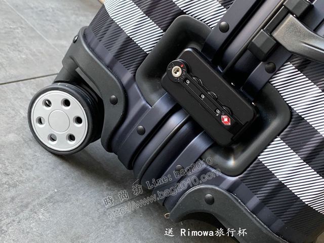 Rimowa拉杆箱 66666 Rimowa x Burberry首度合作版 經典巴寶莉格子紋 全裸鎂合金 日默瓦拉箱 巴寶莉行李箱xzx1140